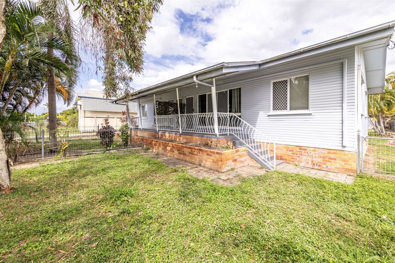 Photo - 185 Stuart Drive, Wulguru QLD 4811 - Image 1