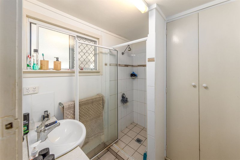 Photo - 185 Stuart Drive, Wulguru QLD 4811 - Image 8