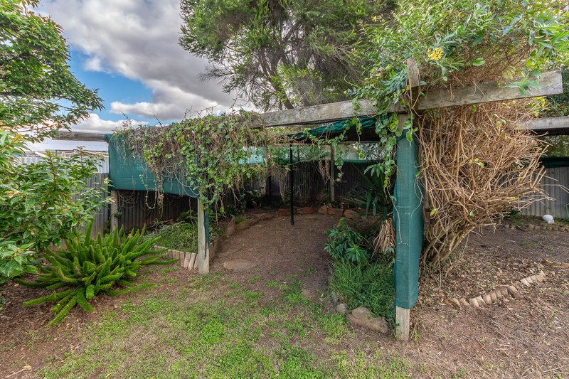 Photo - 185 Swanport Road, Murray Bridge SA 5253 - Image 12