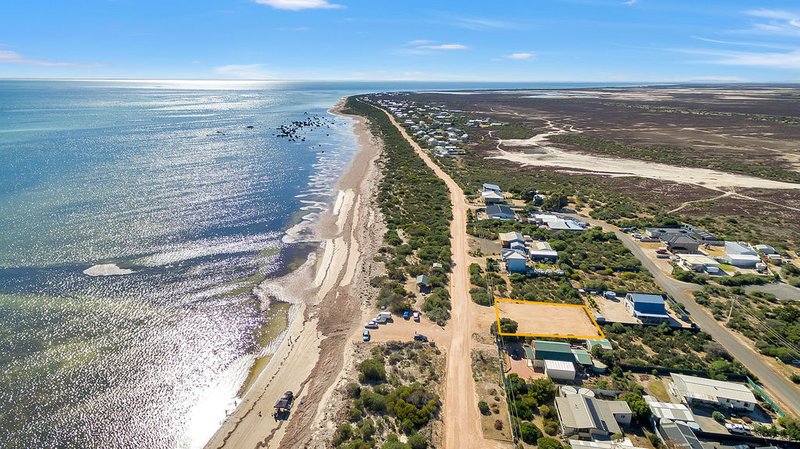 Photo - 185 The Esplanade, Thompson Beach SA 5501 - Image 11