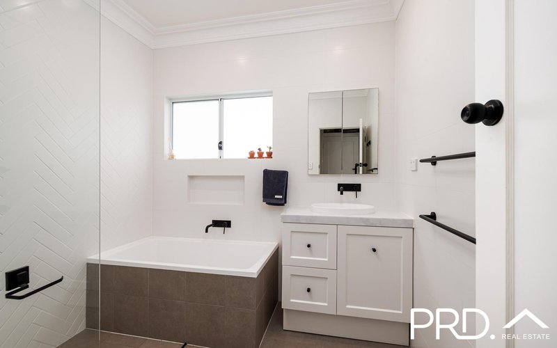 Photo - 185 Tower Street, Panania NSW 2213 - Image 6