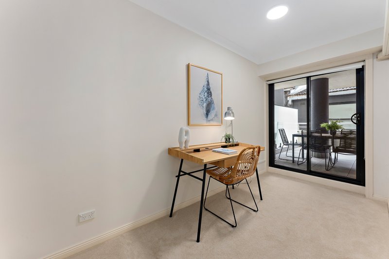 Photo - 18/552-554 Pacific Highway, Chatswood NSW 2067 - Image 4