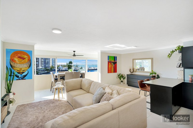 Photo - 18/554 Marine Parade, Biggera Waters QLD 4216 - Image 4