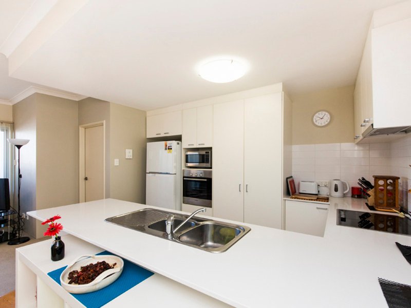 Photo - 18/59 Brewer Street, Perth WA 6000 - Image 2