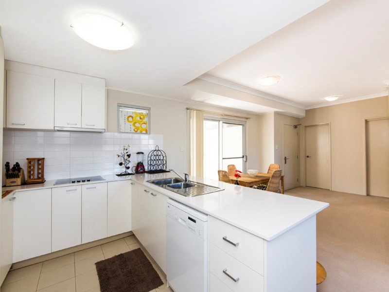 Photo - 18/59 Brewer Street, Perth WA 6000 - Image 4