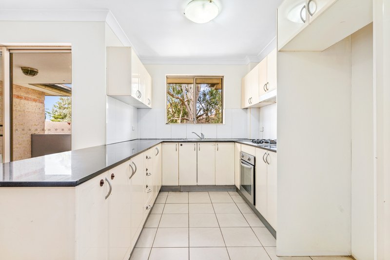 Photo - 18/6-8 Hargrave Road, Auburn NSW 2144 - Image 13