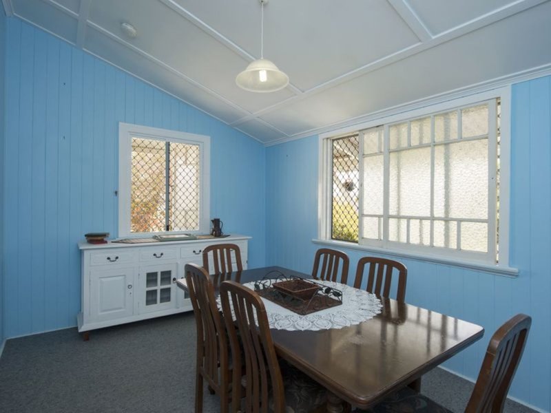 Photo - 186 Auckland Street, South Gladstone QLD 4680 - Image 5