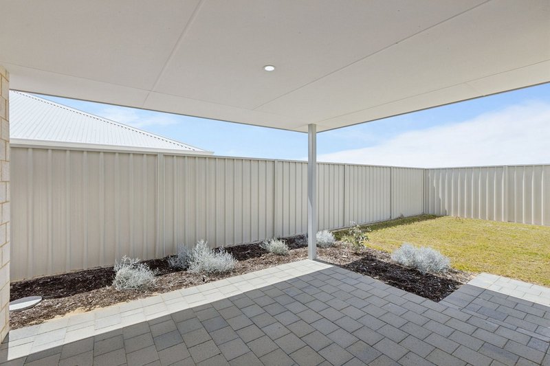 Photo - 186 Beachside Parade, Yanchep WA 6035 - Image 4