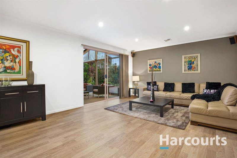 Photo - 186 Murrindal Drive, Rowville VIC 3178 - Image 7