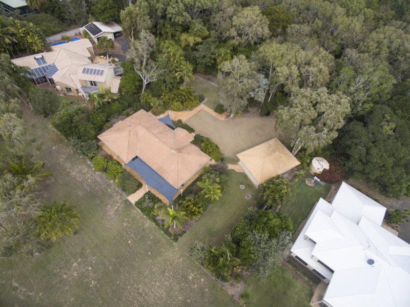 Photo - 186 Sylvan Drive, Moore Park Beach QLD 4670 - Image 2