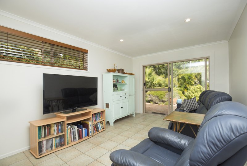 Photo - 186 Sylvan Drive, Moore Park Beach QLD 4670 - Image 10