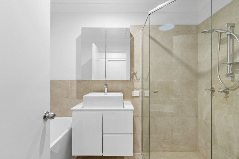 Photo - 18/60 Ancona Street, Carrara QLD 4211 - Image 5