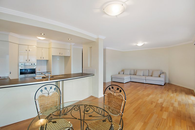 Photo - 18/62 Garrick Street, Coolangatta QLD 4225 - Image 5