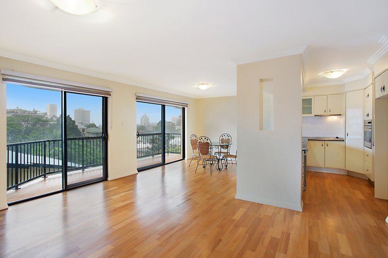 Photo - 18/62 Garrick Street, Coolangatta QLD 4225 - Image 7