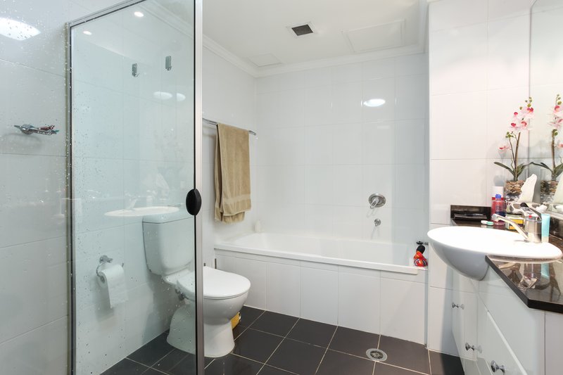 Photo - 186/298 Sussex St , Sydney NSW 2000 - Image 4