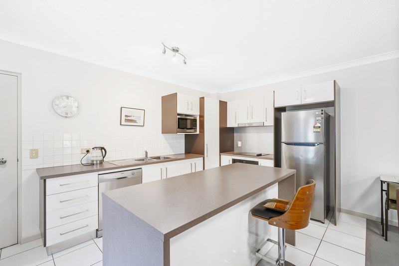 Photo - 18/63-65 John Street, Redcliffe QLD 4020 - Image 4