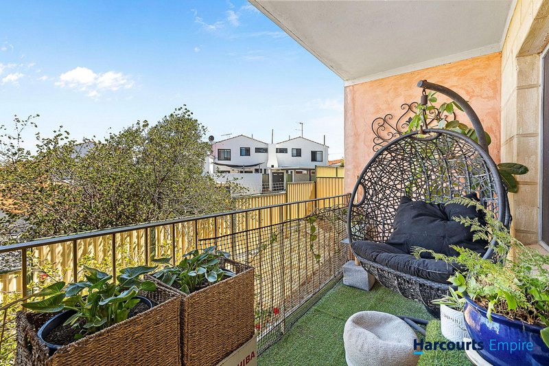 Photo - 18/64 Stanley Street, Scarborough WA 6019 - Image 9