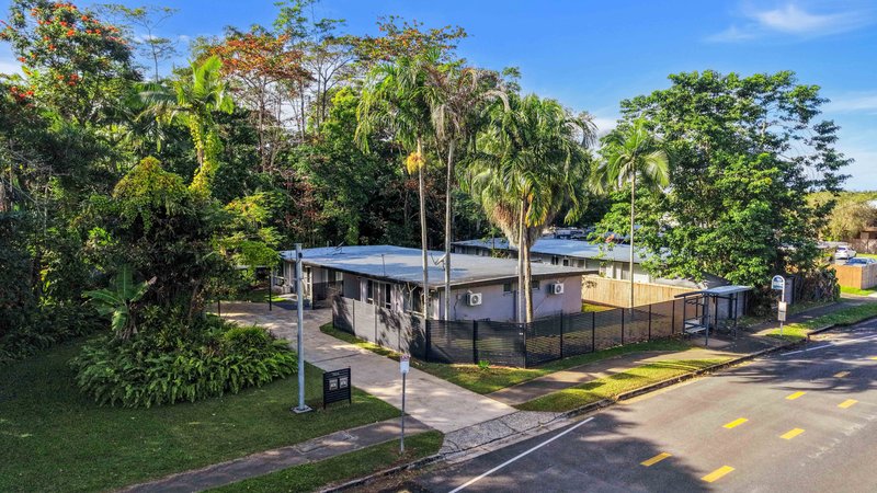 Photo - 186A Mcmanus Street, Whitfield QLD 4870 - Image 11