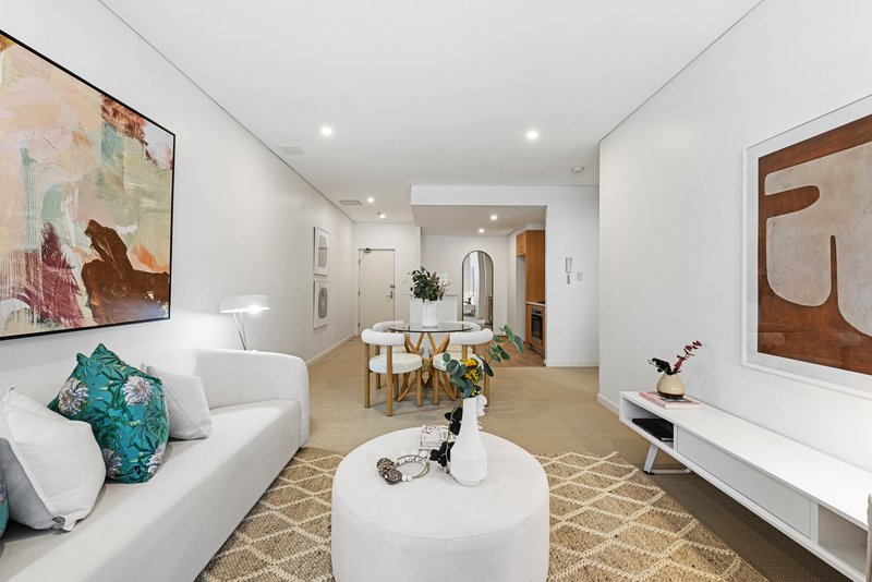 Photo - 18/7-15 Newland Street, Bondi Junction NSW 2022 - Image 4