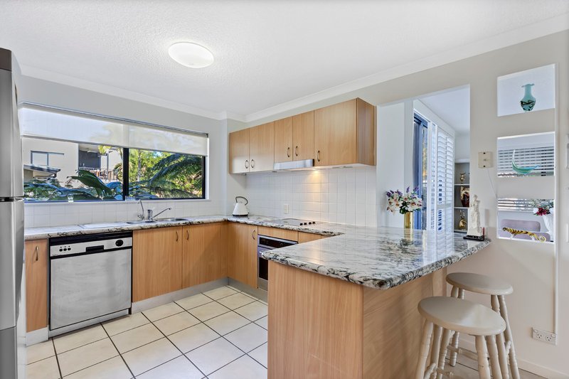 Photo - 1/87-89 Duporth Avenue, Maroochydore QLD 4558 - Image 4