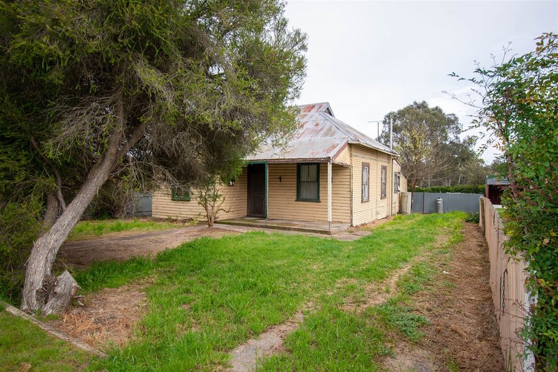 187 Albury Street, Holbrook NSW 2644