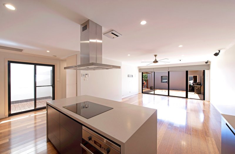 Photo - 187 Anthony Rolfe Avenue, Gungahlin ACT 2912 - Image 4