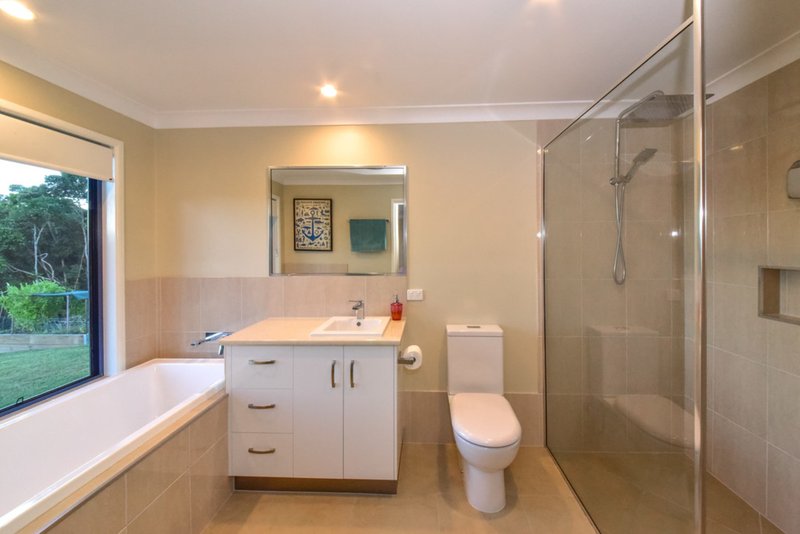 Photo - 187 Camille Drive, Strathdickie QLD 4800 - Image 15