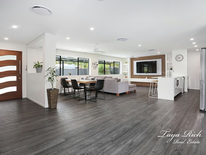 Photo - 187 Currumbin Creek Road, Currumbin Waters QLD 4223 - Image