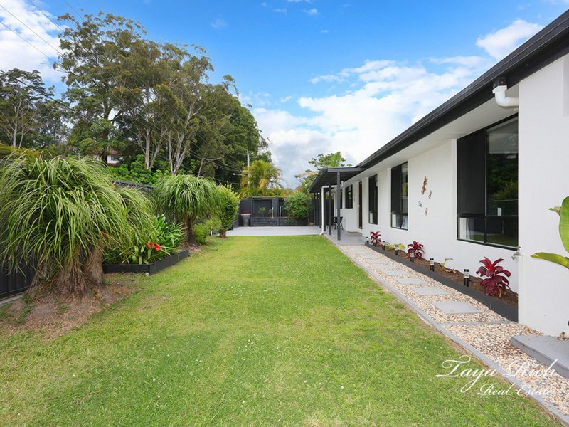 Photo - 187 Currumbin Creek Road, Currumbin Waters QLD 4223 - Image 2