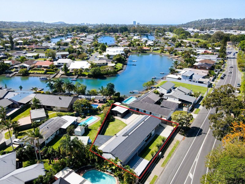 Photo - 187 Currumbin Creek Road, Currumbin Waters QLD 4223 - Image 3