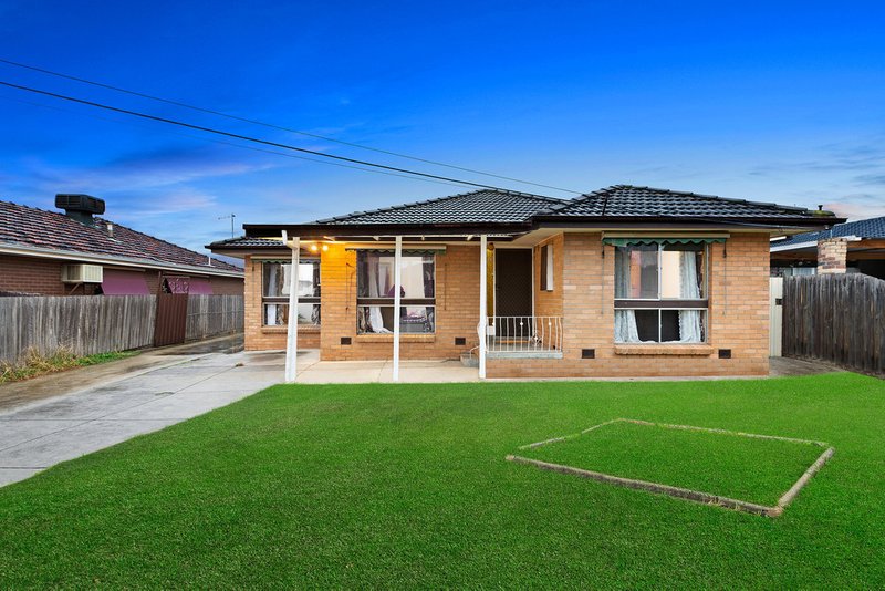 Photo - 1/87 Derrick Street, Lalor VIC 3075 - Image 2