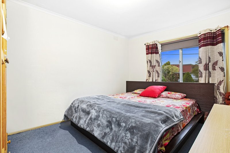 Photo - 1/87 Derrick Street, Lalor VIC 3075 - Image 6