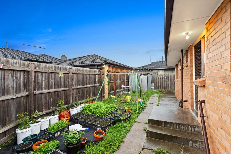 Photo - 1/87 Derrick Street, Lalor VIC 3075 - Image 11