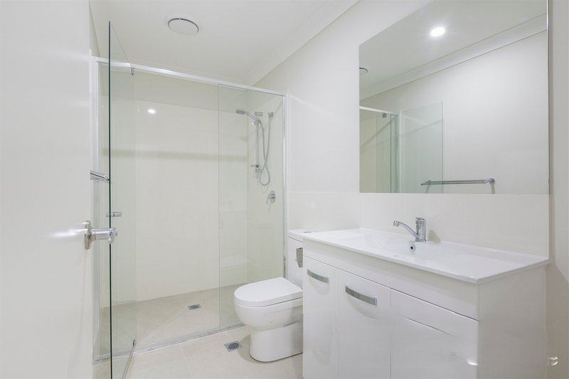 Photo - 1/87 Holmview Road, Beenleigh QLD 4207 - Image 7