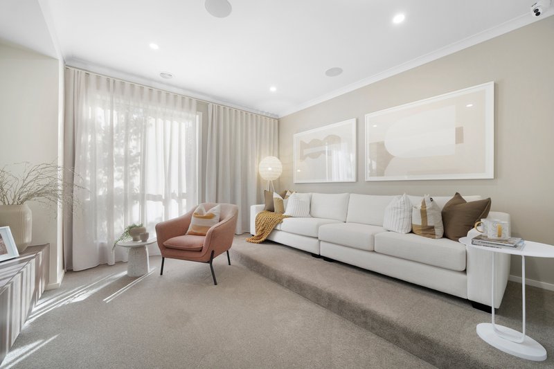 Photo - 187 Honour Avenue, Clyde North VIC 3978 - Image 11