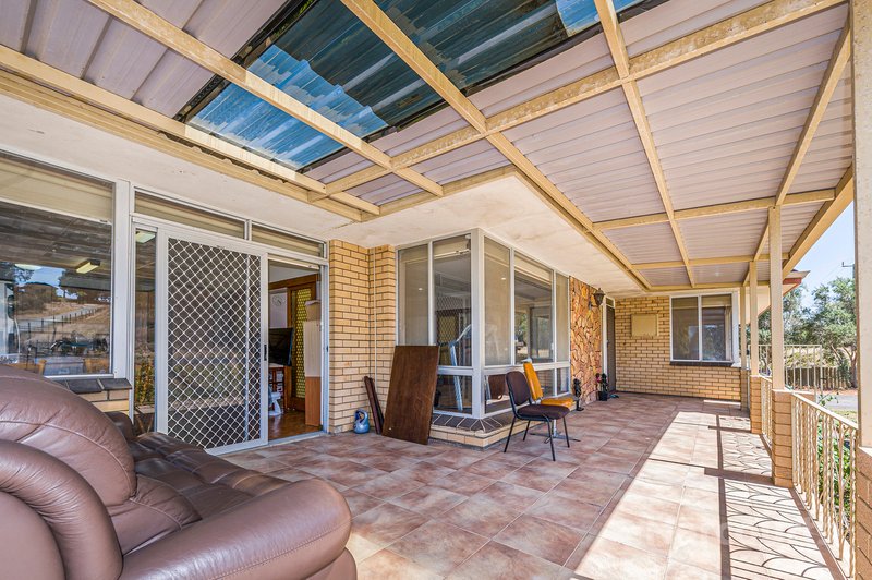 Photo - 187 Karoborup Road, Carabooda WA 6033 - Image 20