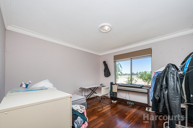 Photo - 187 Karoborup Road, Carabooda WA 6033 - Image 30