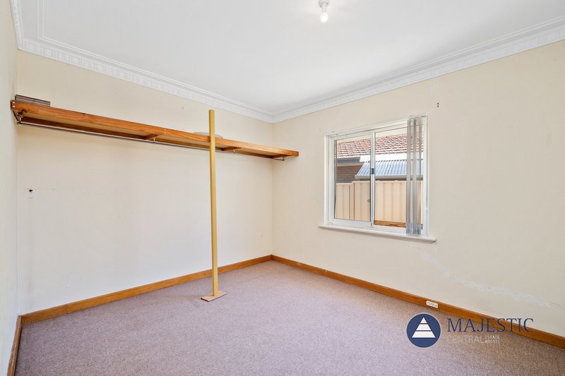 Photo - 187 Kitchener Road, Booragoon WA 6154 - Image 17