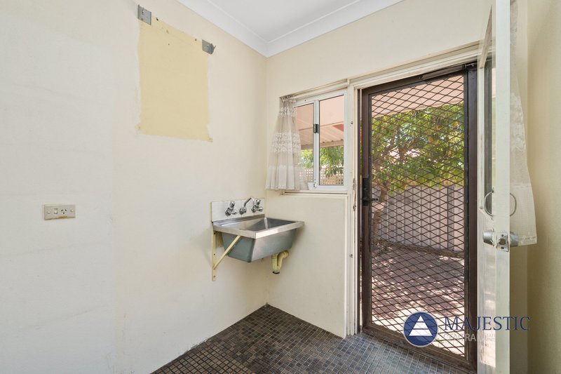 Photo - 187 Kitchener Road, Booragoon WA 6154 - Image 21