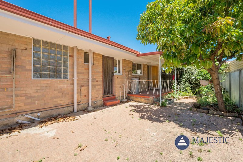 Photo - 187 Kitchener Road, Booragoon WA 6154 - Image 22