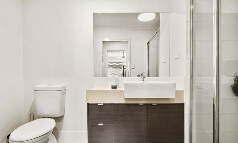 Photo - 18/7 Montree Circuit, Kallangur QLD 4503 - Image 5