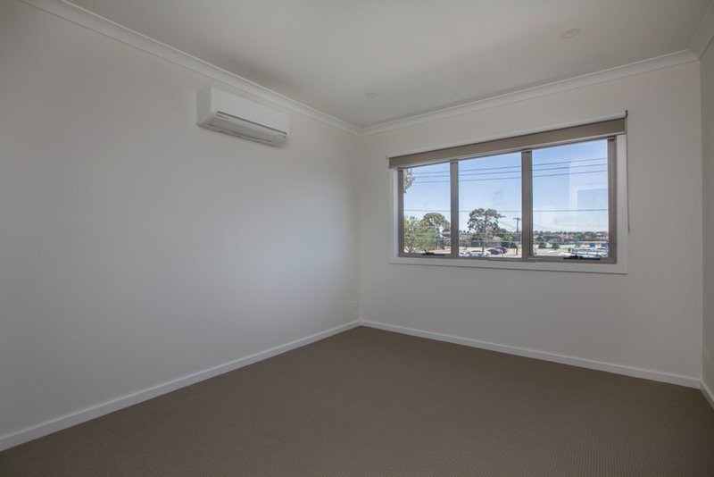 Photo - 1/87 William Street, Lalor VIC 3075 - Image 7