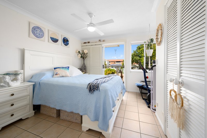 Photo - 18/72 Brighton Street, Biggera Waters QLD 4216 - Image 7