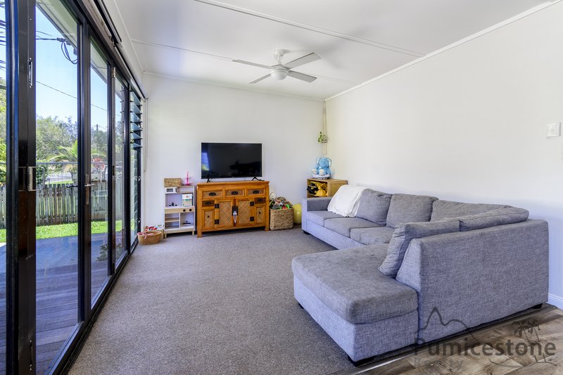 Photo - 1872 Pumicestone Road, Toorbul QLD 4510 - Image 6