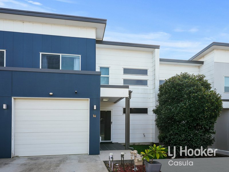 Photo - 18/73 Sovereign Circuit, Glenfield NSW 2167 - Image 1