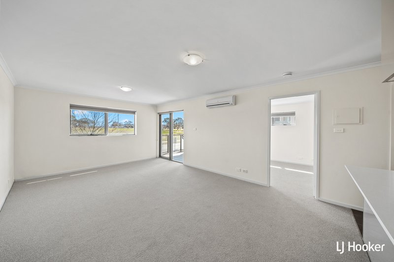 Photo - 18/75 Elizabeth Jolley Crescent, Franklin ACT 2913 - Image 2