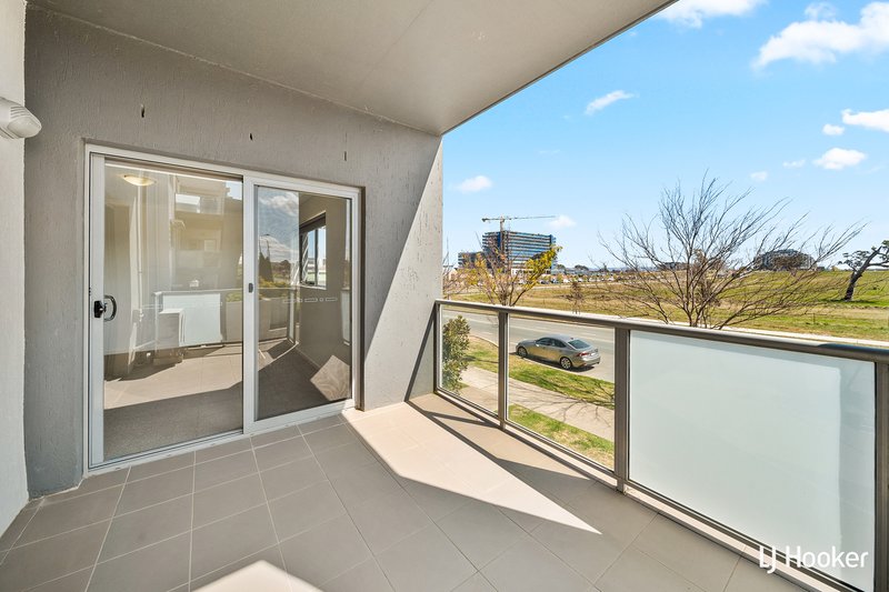 Photo - 18/75 Elizabeth Jolley Crescent, Franklin ACT 2913 - Image 6