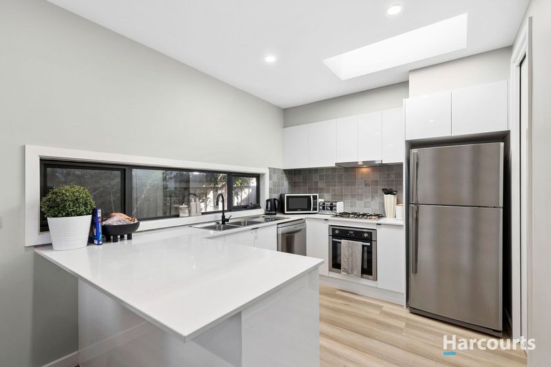 Photo - 187a Barrabool Road, Highton VIC 3216 - Image 4