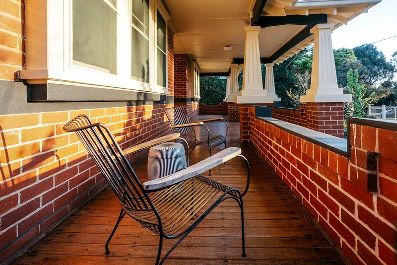 Photo - 188 Hargraves Street, Castlemaine VIC 3450 - Image 2