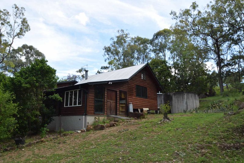 Photo - 188 Highland Street, Esk QLD 4312 - Image 7